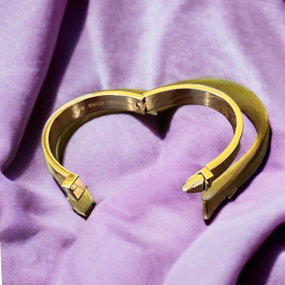 Michael Kors Knife Edge Bracelet in Pave Crystals at Closure Side - Picture 3 of 6